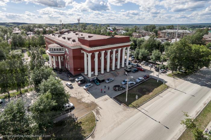 «Культурно-деловой центр» в Чусовом закрыли пожарники