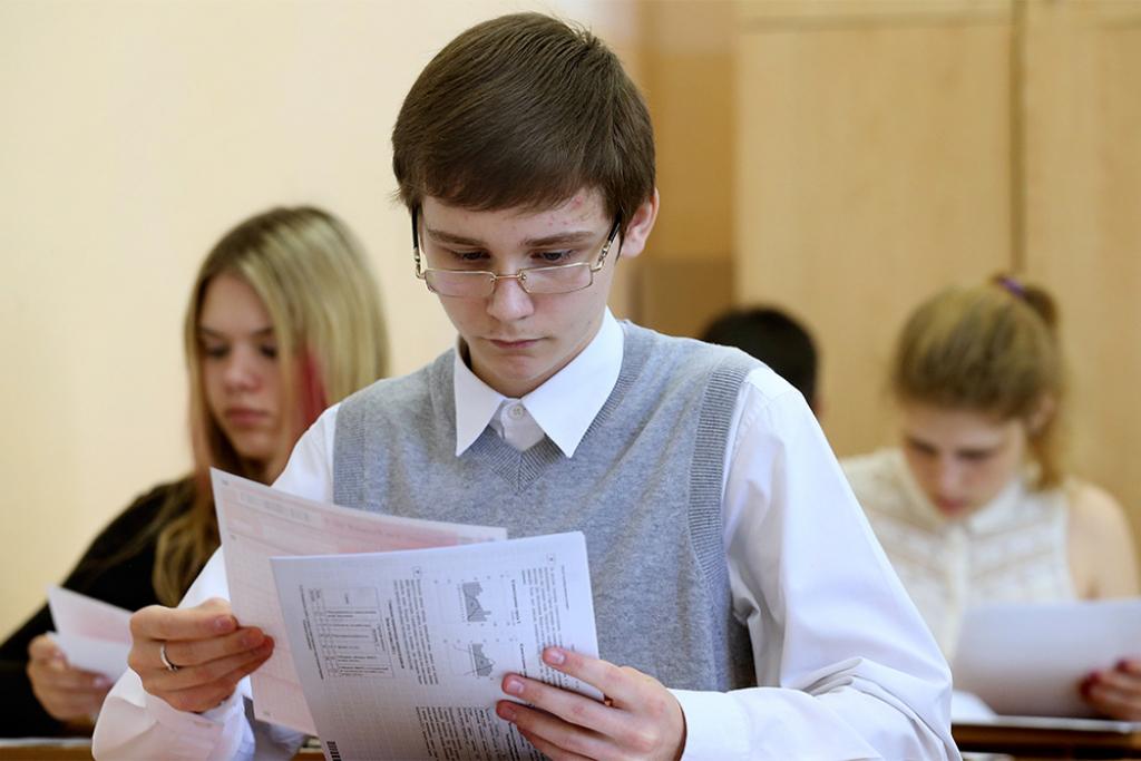 По 100 тысяч рублей с 6 июня: всех, кто сдает ЕГЭ в 2025 году, ждет приятный сюрприз
